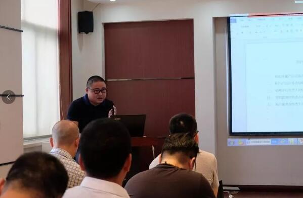 西馳電氣2019銷售中心年中會議暨團(tuán)隊拓展活動圓滿結(jié)束(圖2)