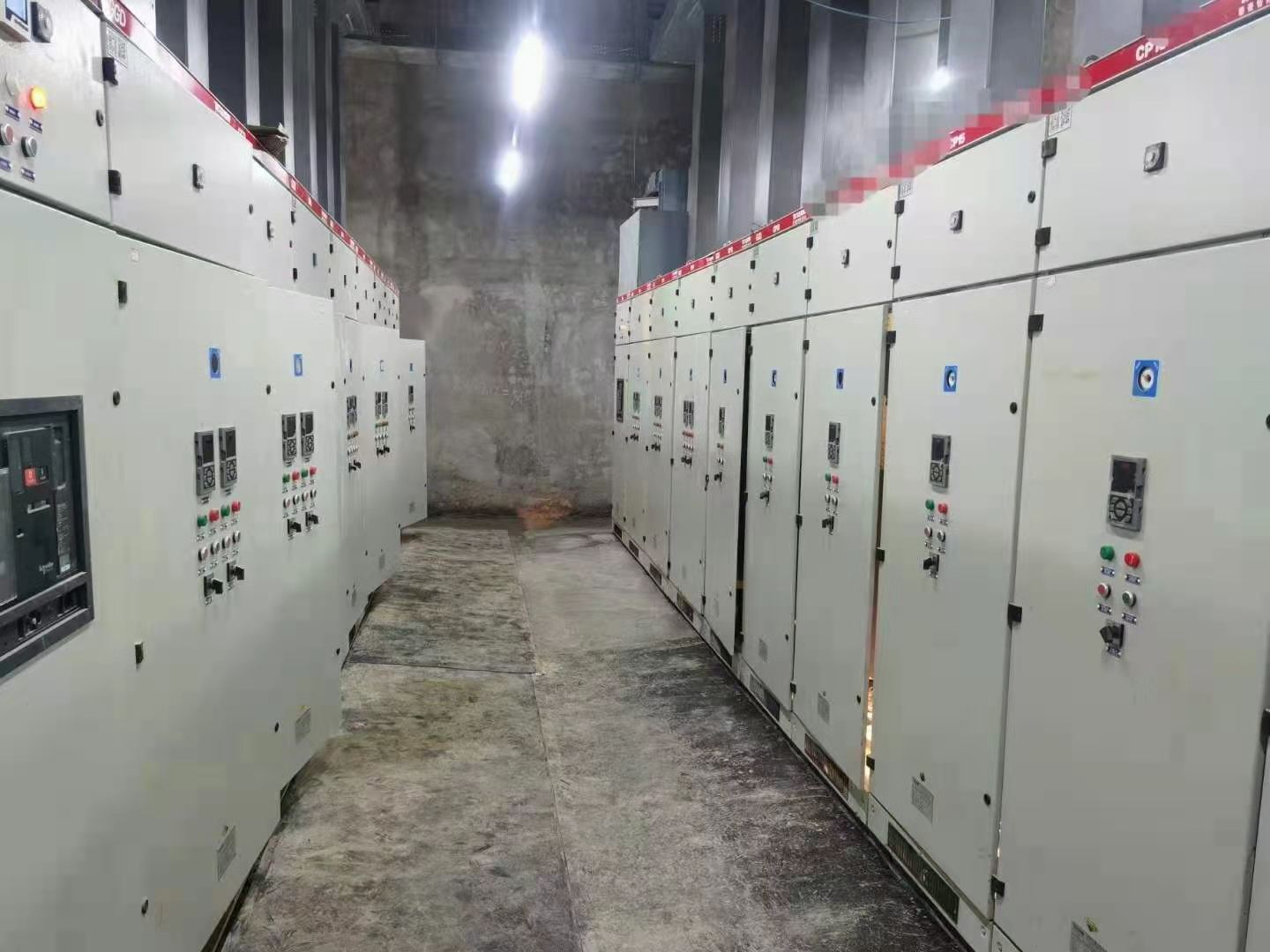 西馳變頻器應(yīng)用江西某市場項(xiàng)目(圖1)